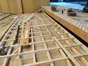 �ӱ��ȷ�����ͬ�ČW(xu��)У���_�\��ľ�ذ���b����