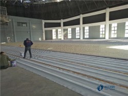 �����\��ľ�ذ��坍���B